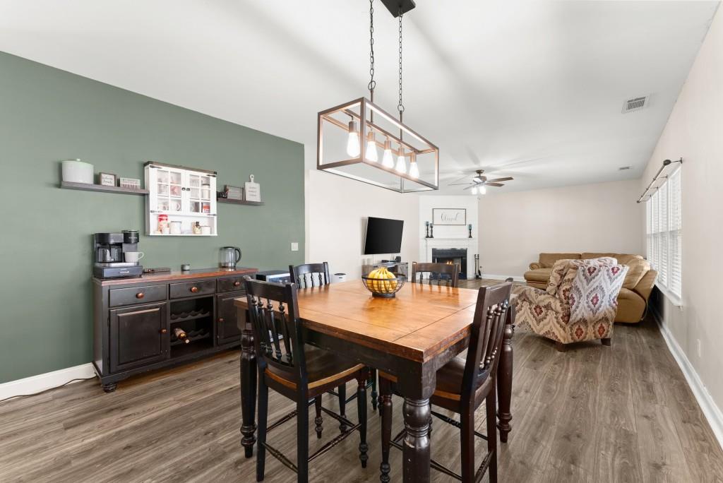 1208 LOOWIT FALLS Court