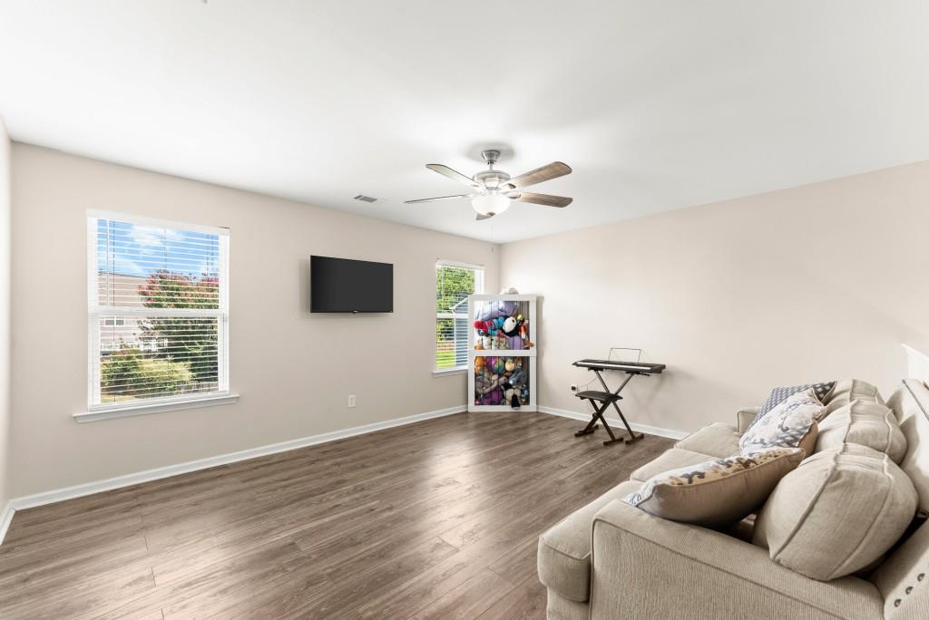 1208 LOOWIT FALLS Court