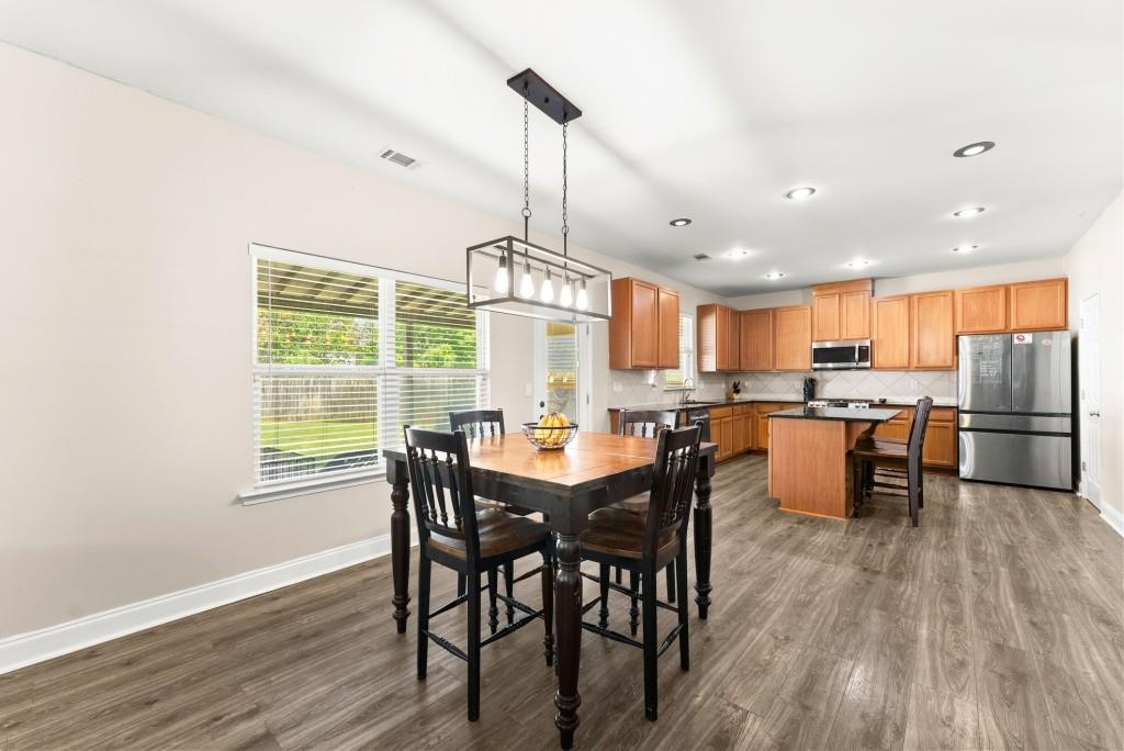 1208 LOOWIT FALLS Court