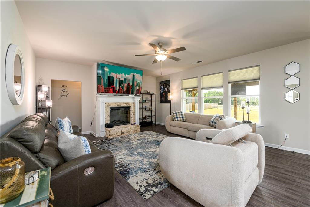 3741 Highway 83