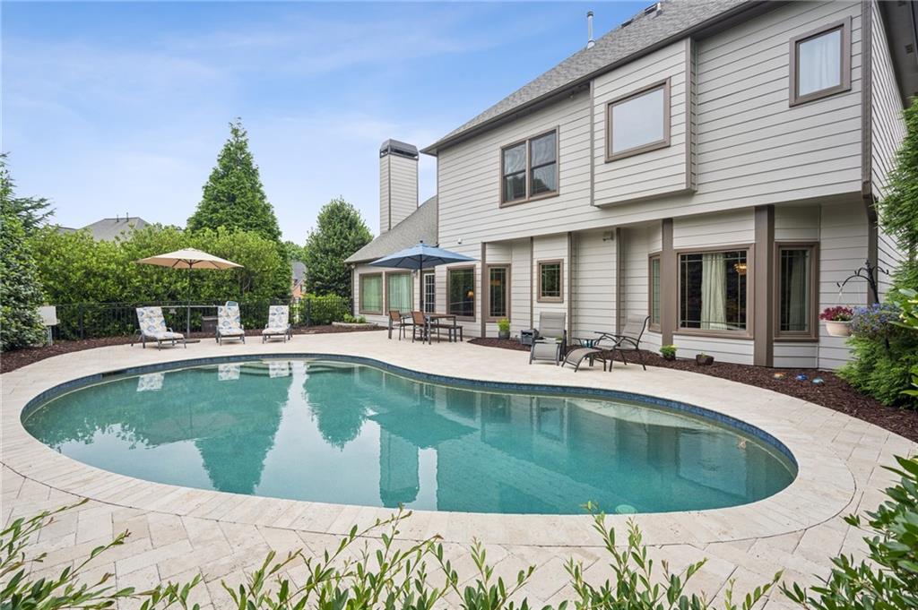 1800 Hunters Moon Drive