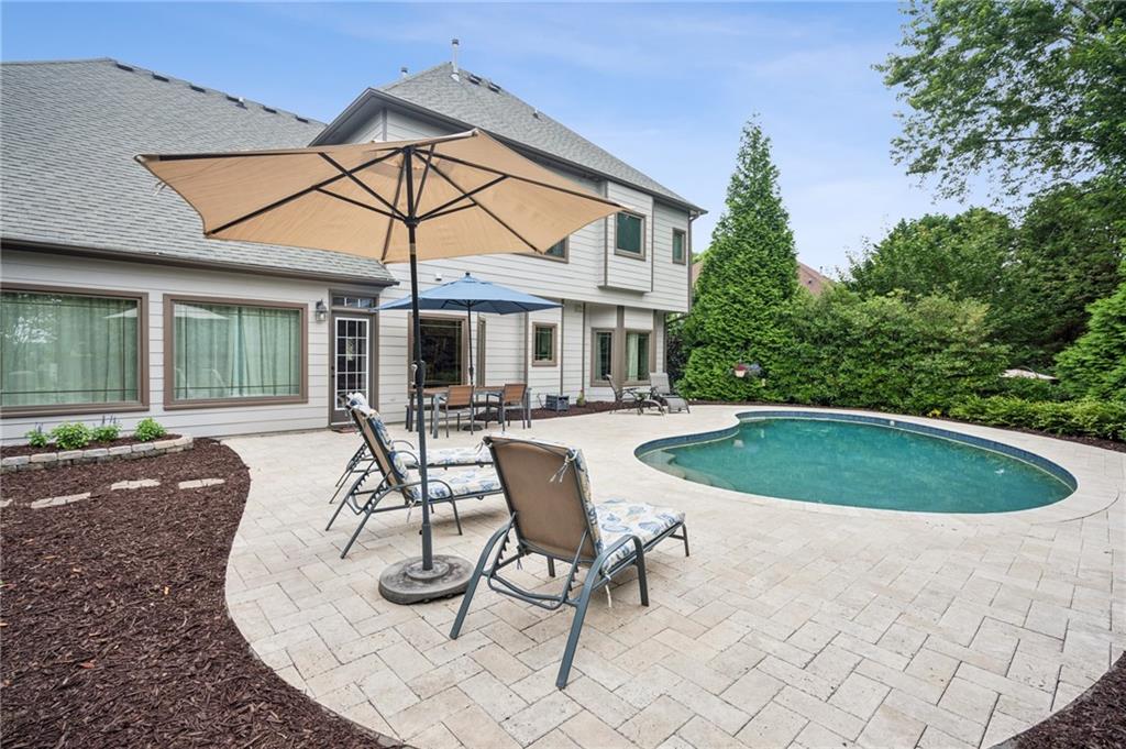 1800 Hunters Moon Drive