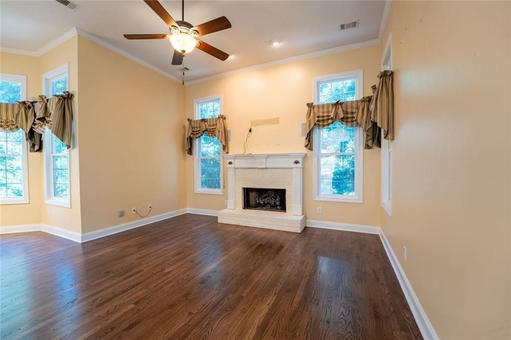 3498 Hickory Lake Drive