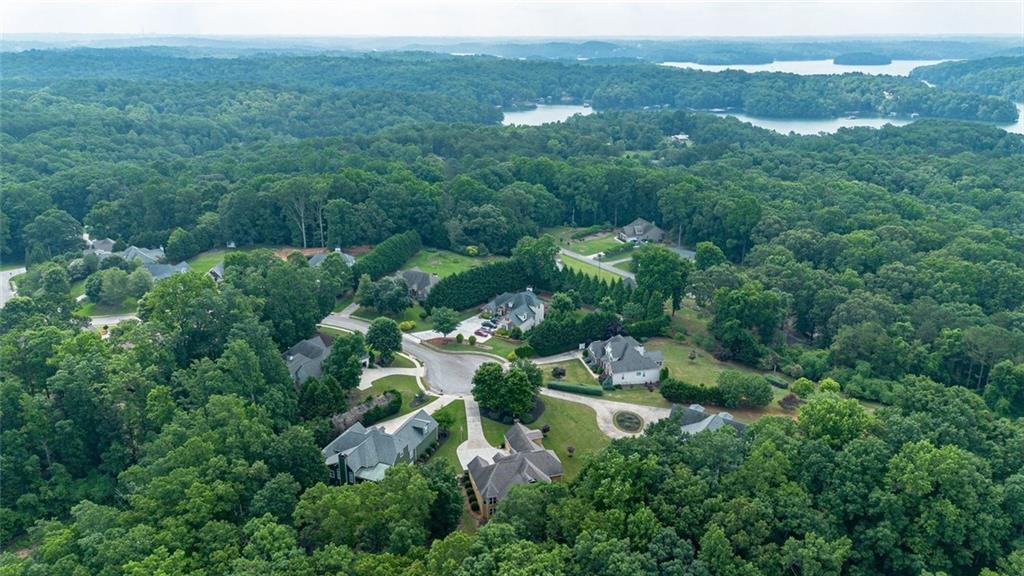 3498 Hickory Lake Drive