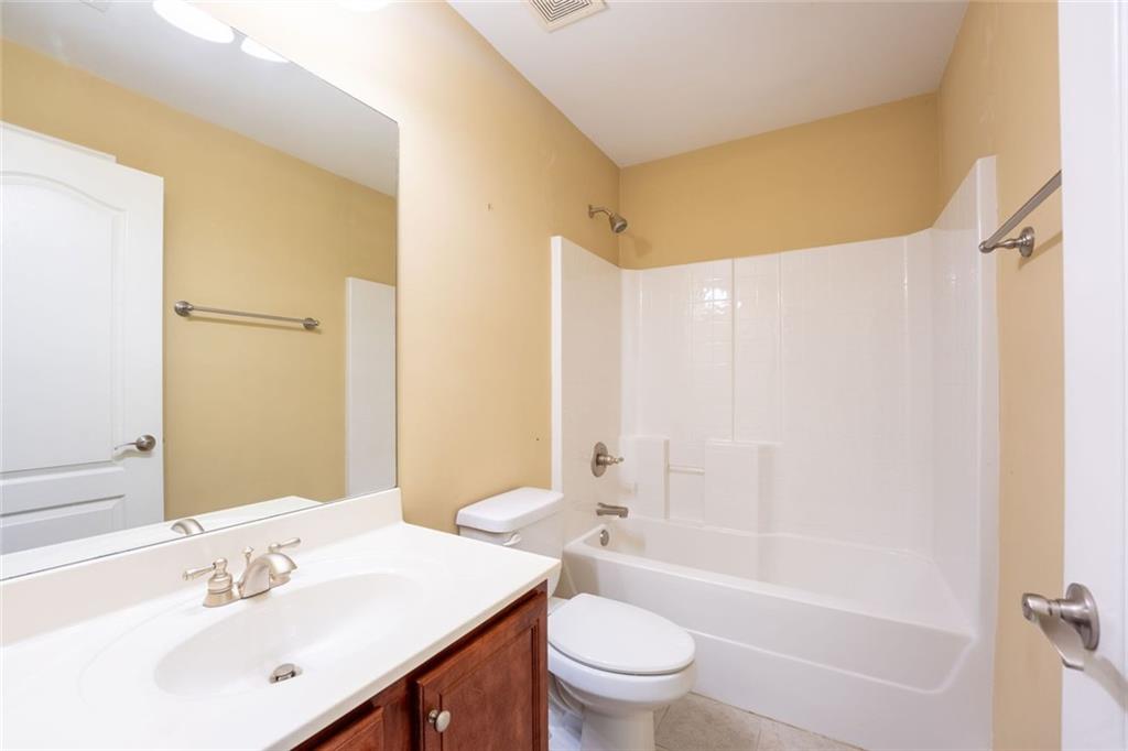 3498 Hickory Lake Drive
