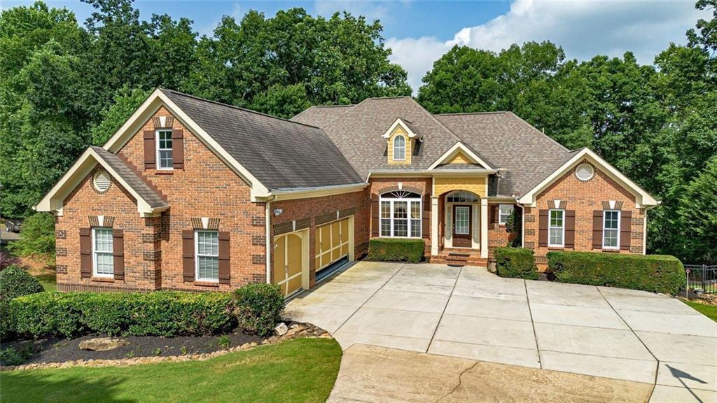 3498 Hickory Lake Drive
