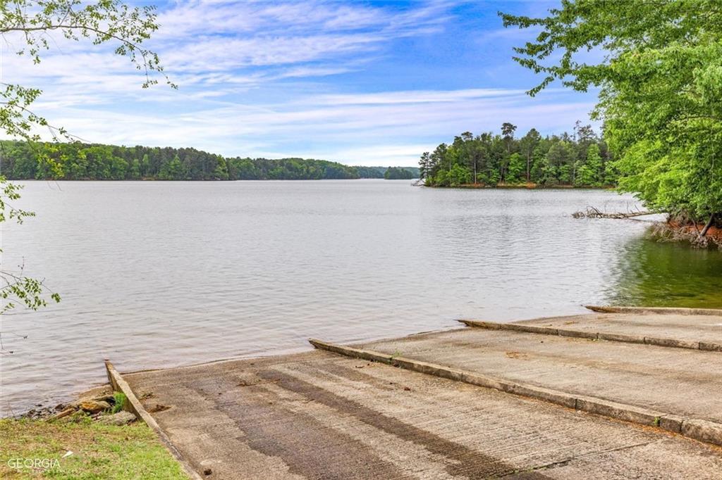 3498 Hickory Lake Drive
