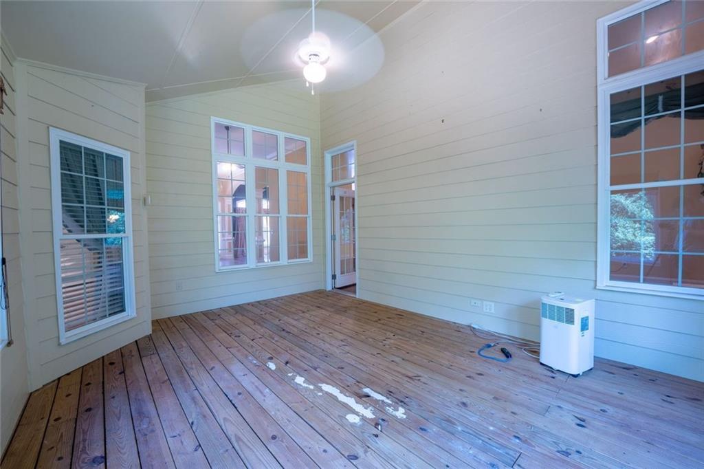 3498 Hickory Lake Drive
