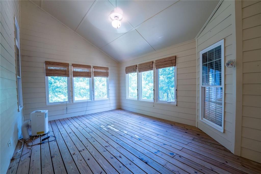 3498 Hickory Lake Drive