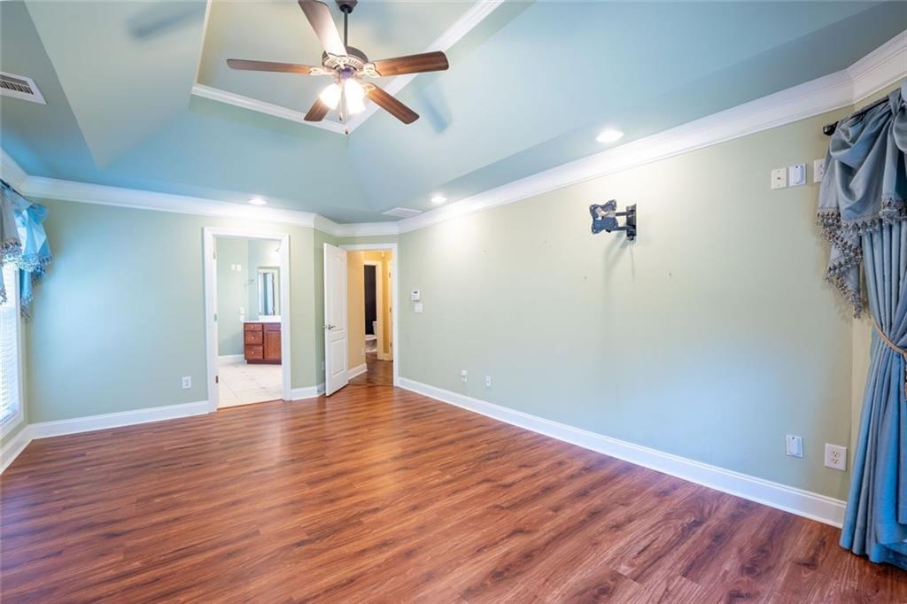 3498 Hickory Lake Drive