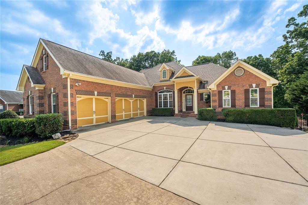 3498 Hickory Lake Drive
