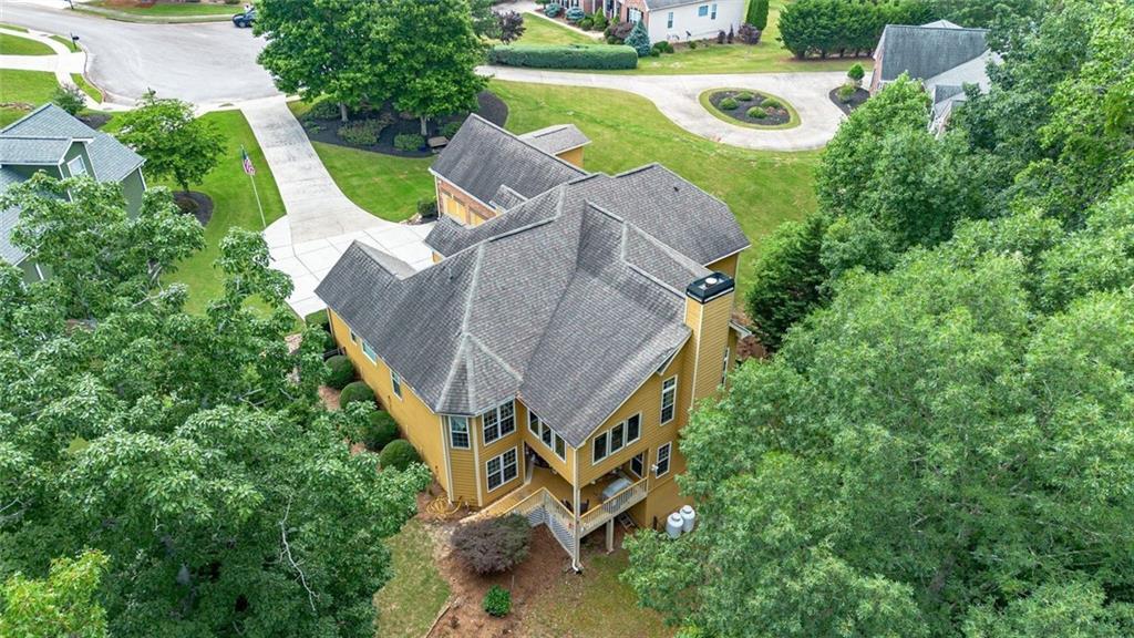 3498 Hickory Lake Drive