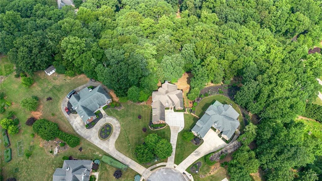 3498 Hickory Lake Drive