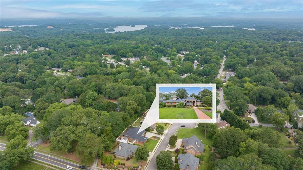 311 Vinings Walk