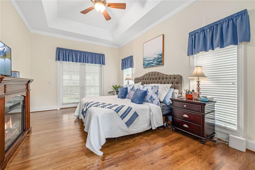 311 Vinings Walk