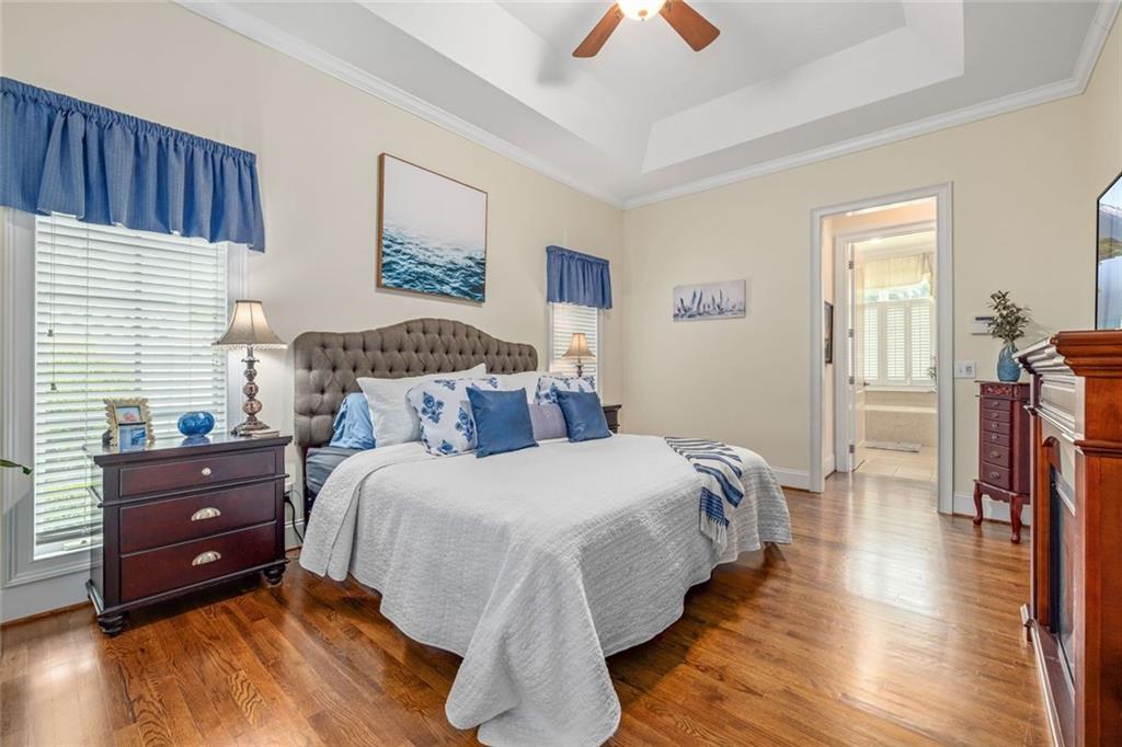 311 Vinings Walk
