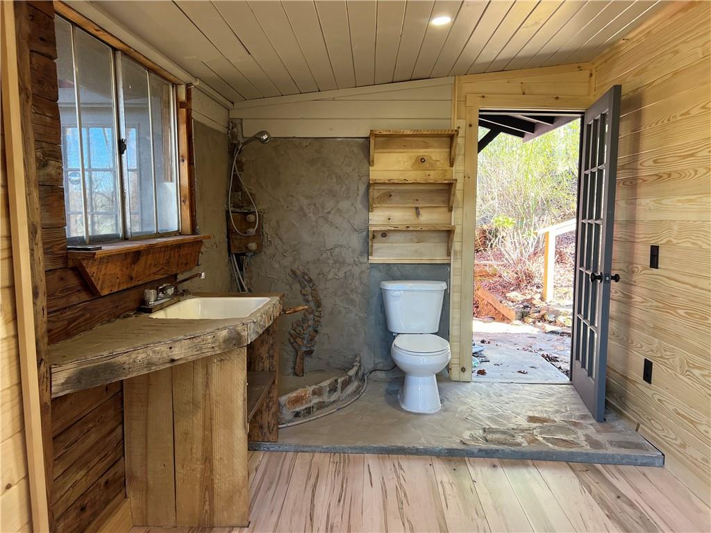 159 Rather Hill Trail