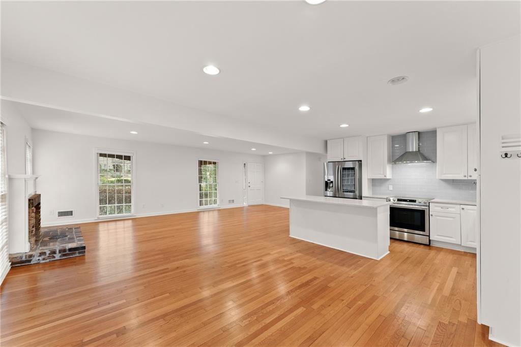 4540 Club Valley Drive NE