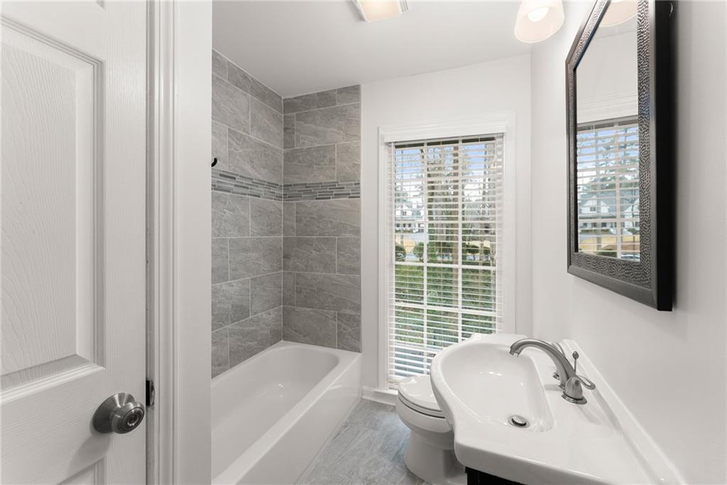 4540 Club Valley Drive NE