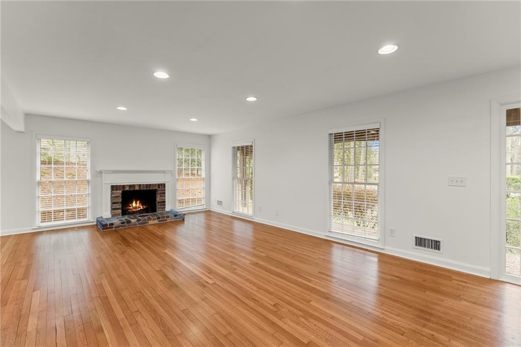 4540 Club Valley Drive NE