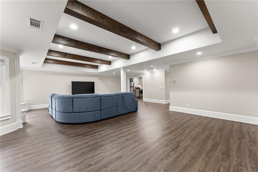3311 Marina View Way