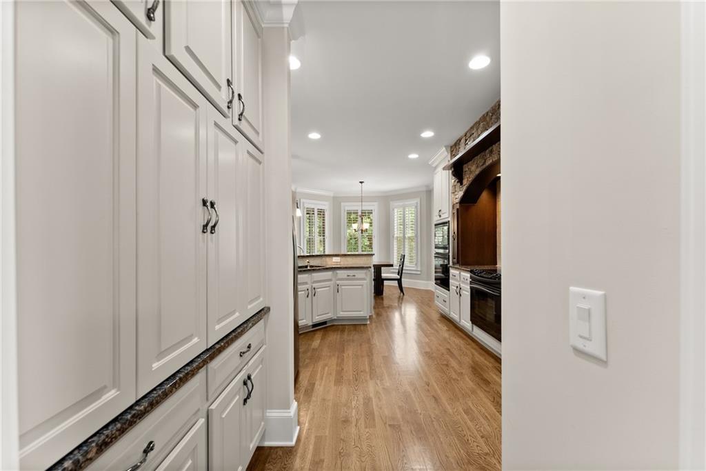 3311 Marina View Way