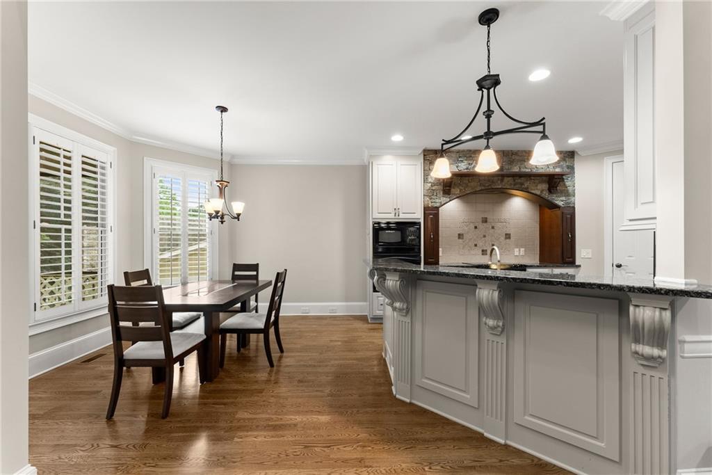 3311 Marina View Way