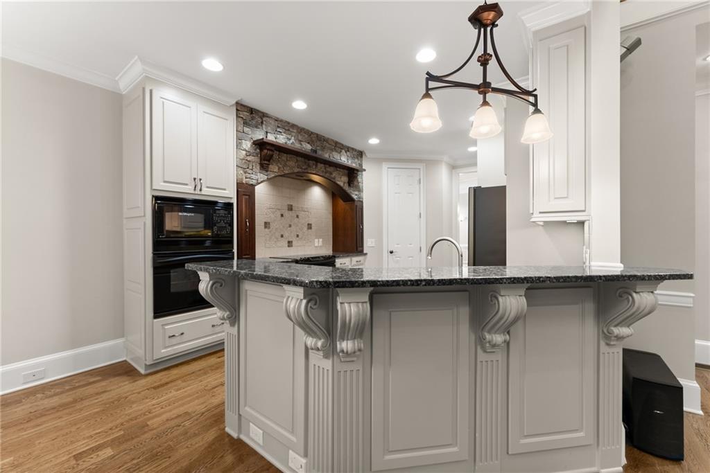 3311 Marina View Way