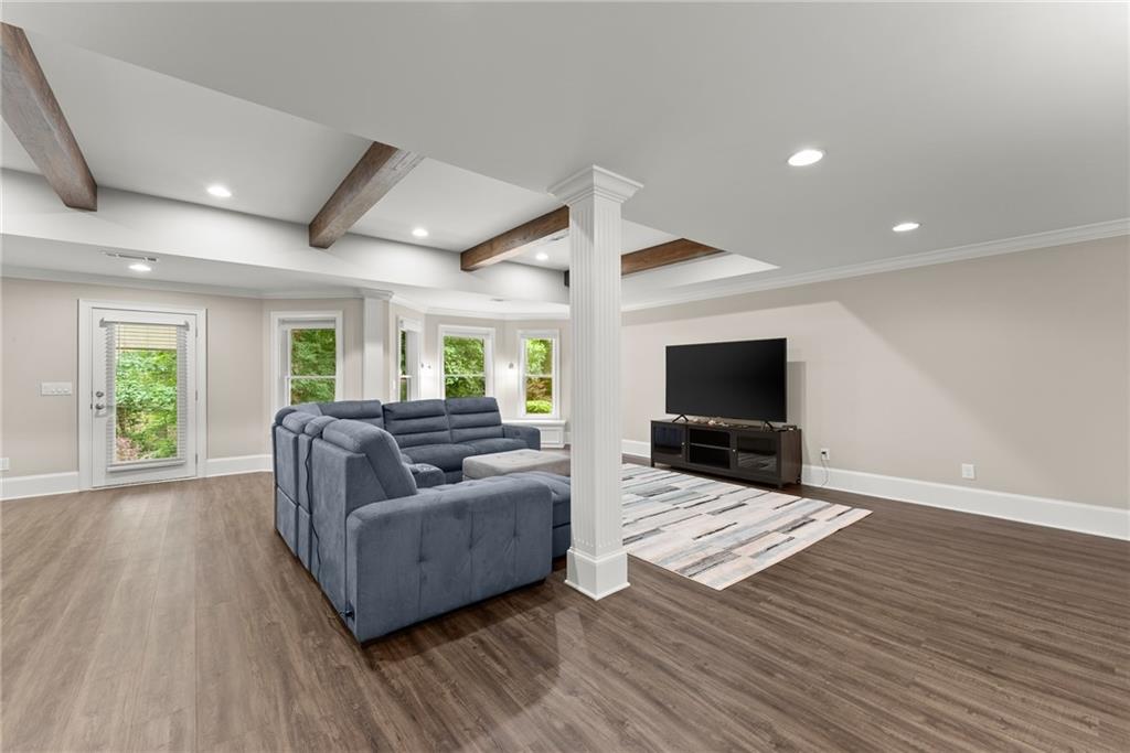 3311 Marina View Way