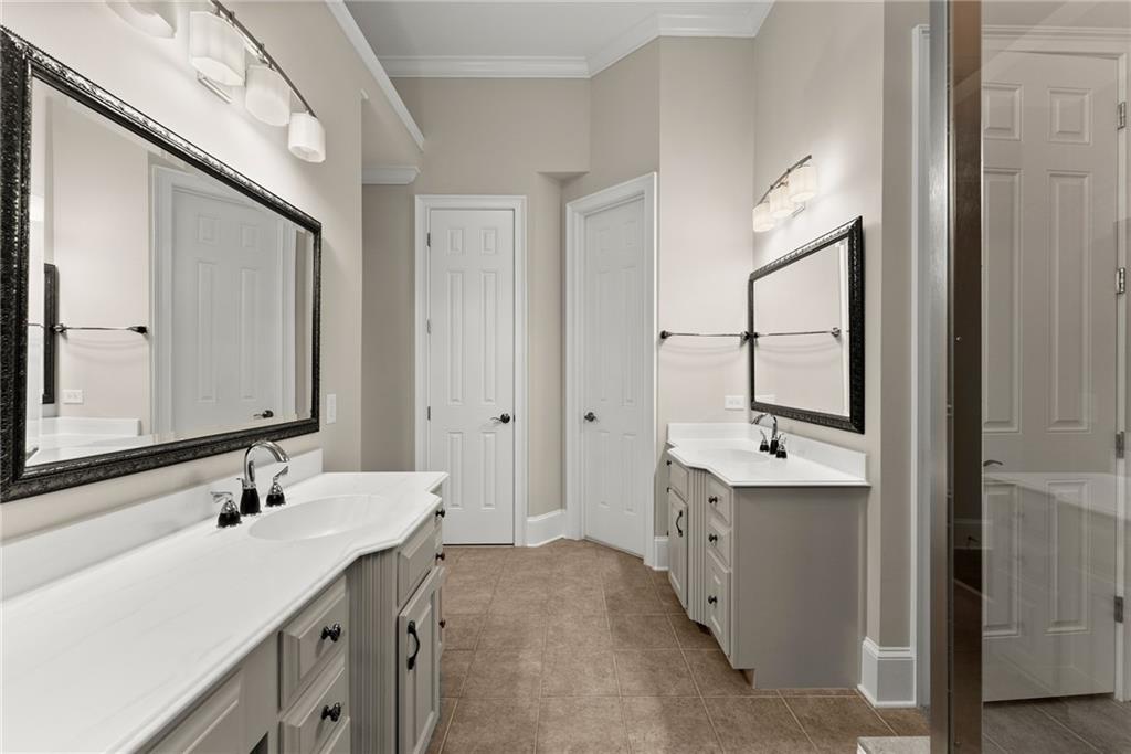 3311 Marina View Way