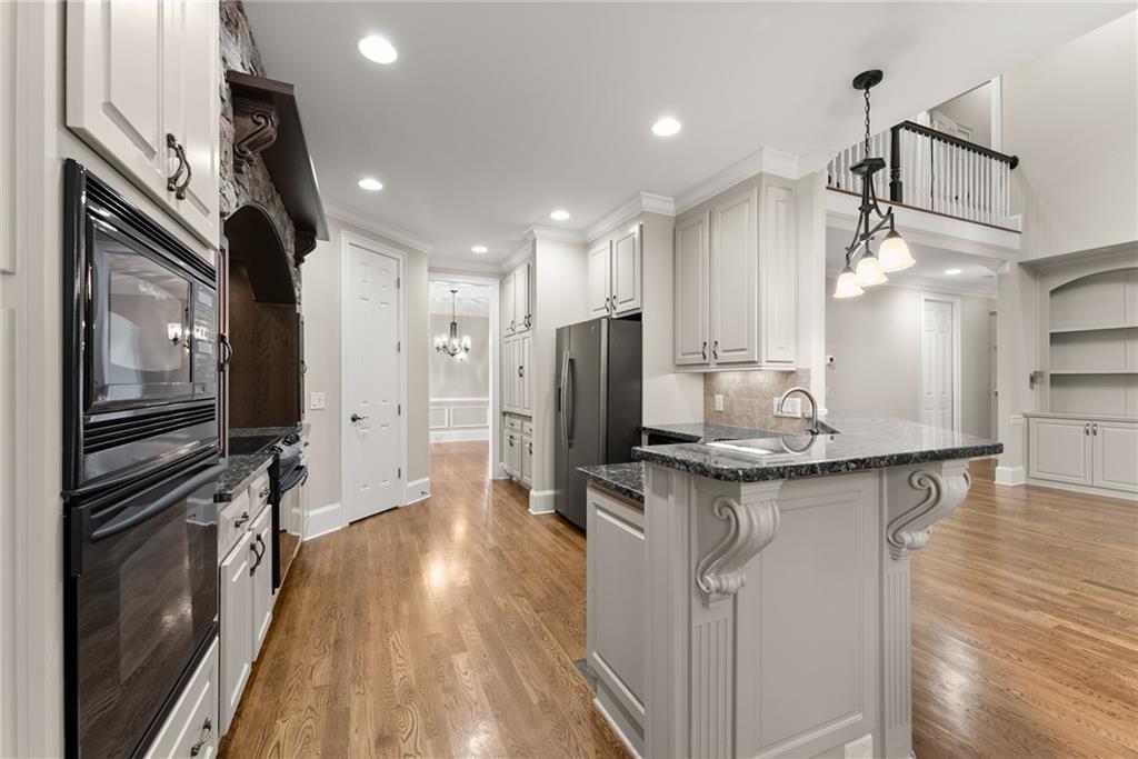 3311 Marina View Way