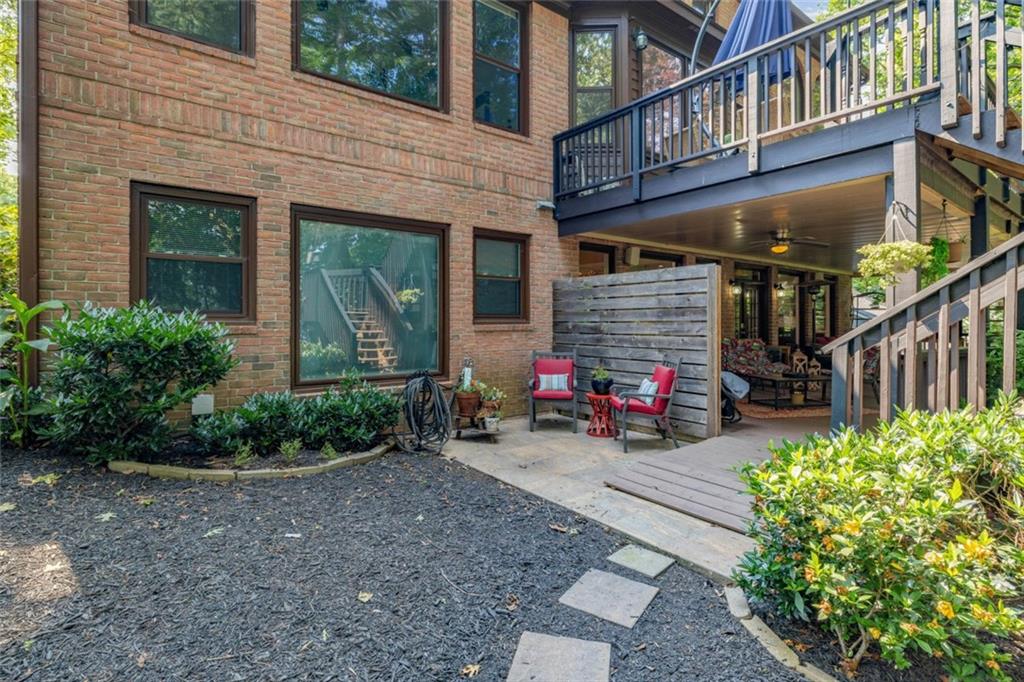 8575 Anchor On Lanier Court