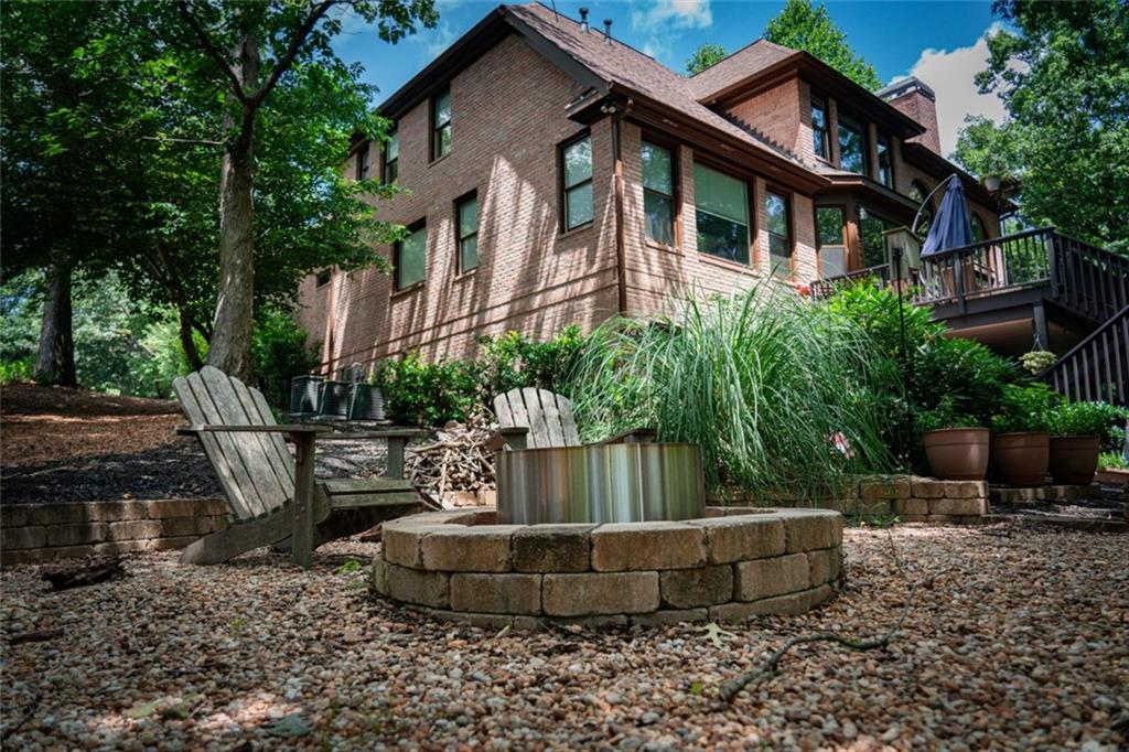 8575 Anchor On Lanier Court