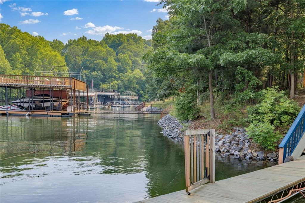 8575 Anchor On Lanier Court