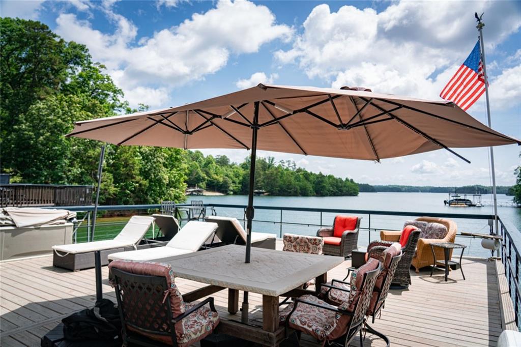 8575 Anchor On Lanier Court