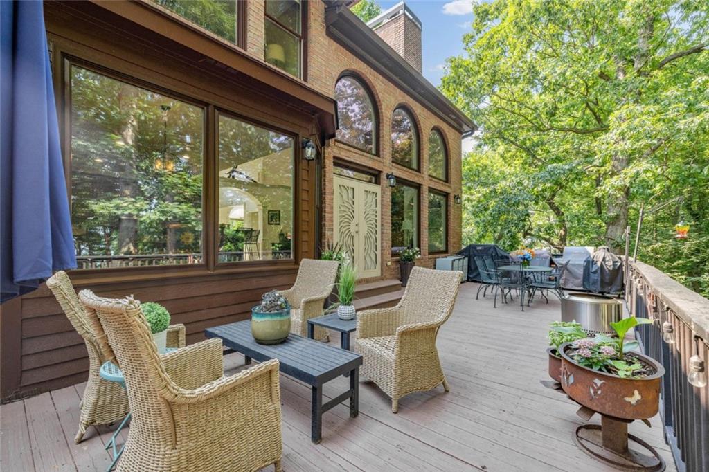 8575 Anchor On Lanier Court