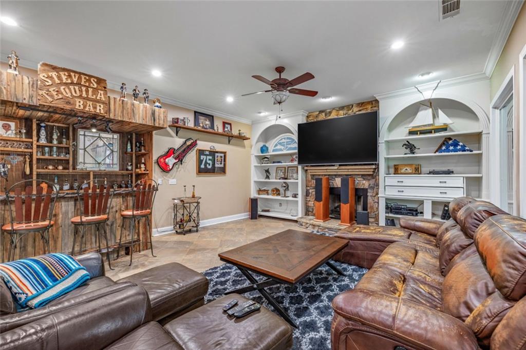 8575 Anchor On Lanier Court