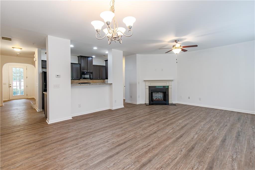 6802 Story Circle Circle