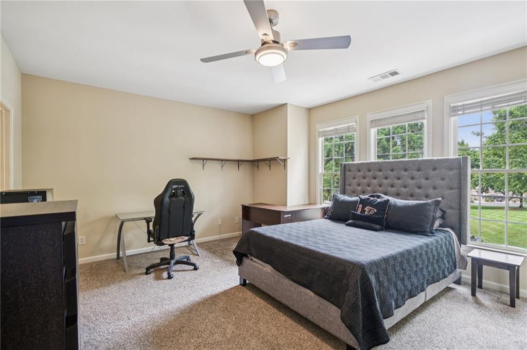 1028 Constitution Way