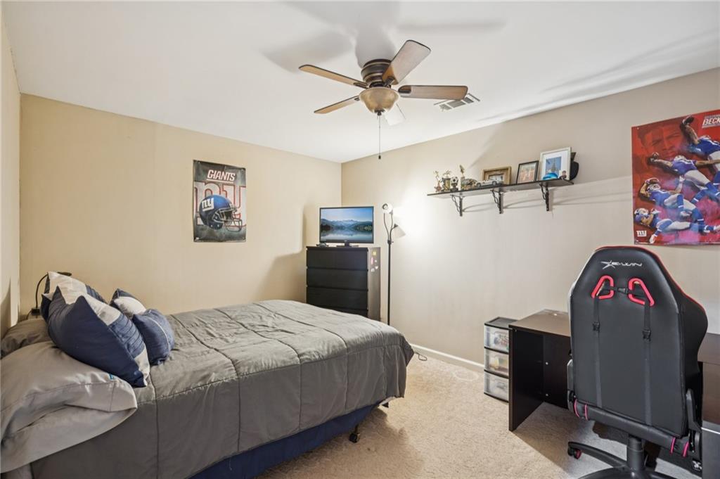 1028 Constitution Way