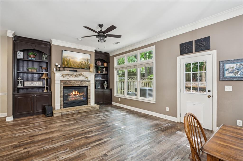 1028 Constitution Way