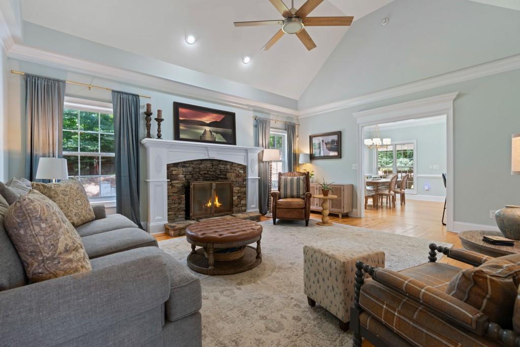 3095 Chattahoochee Trace