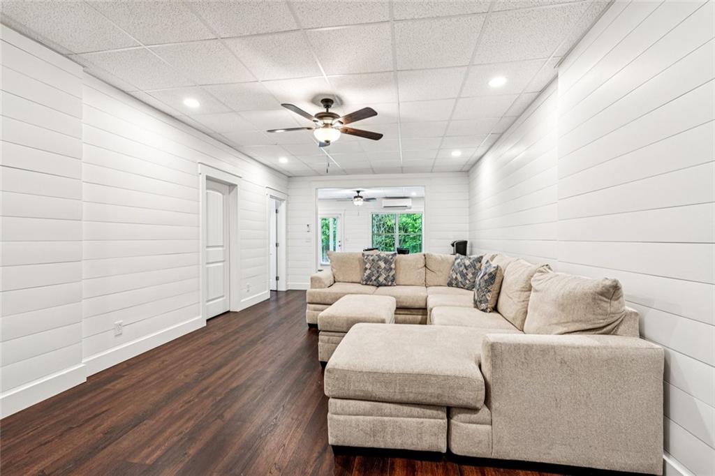 2735 Kimblewick Court
