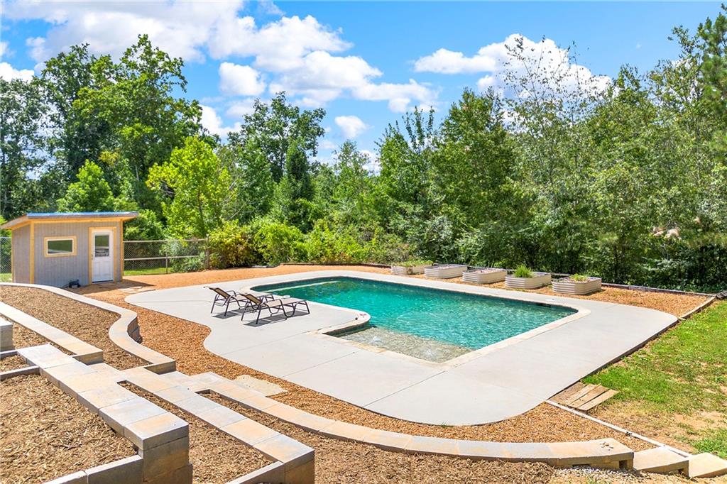 6355 Mockingbird Road Road