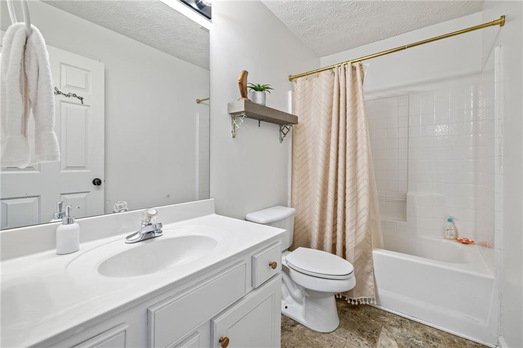 3777 Walnut Grove Way