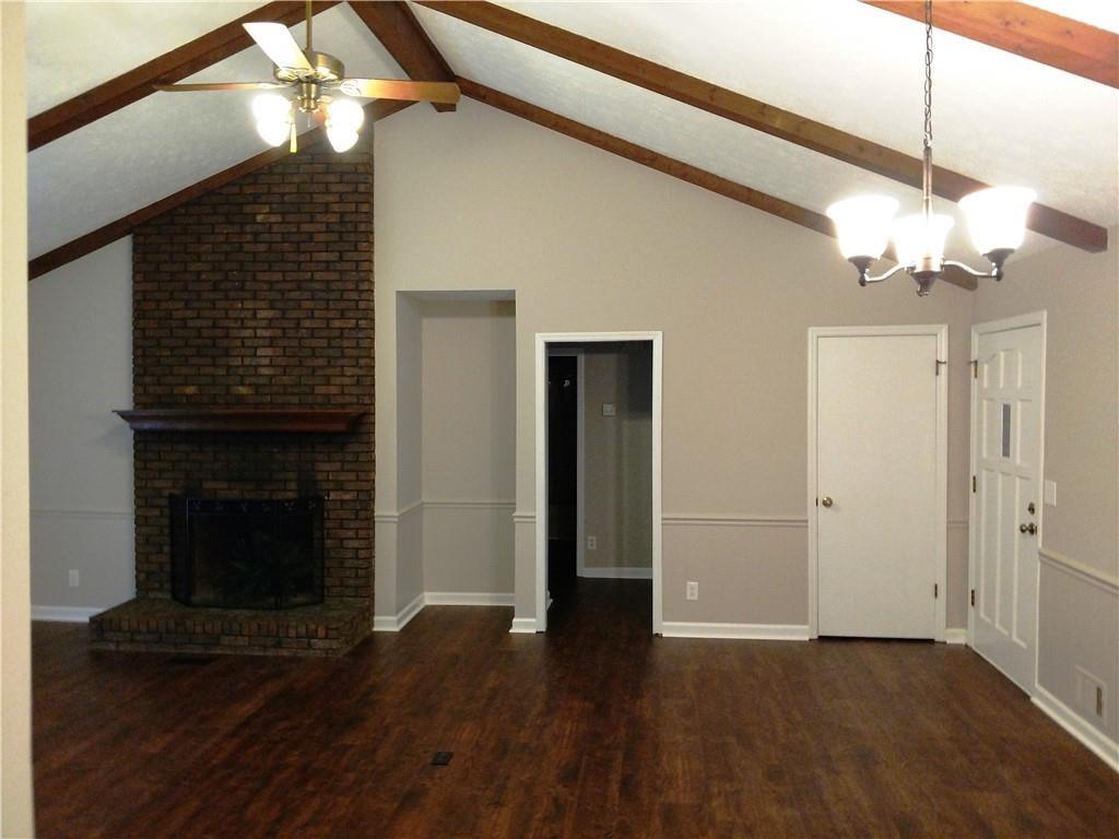 4907 Bentwood Drive