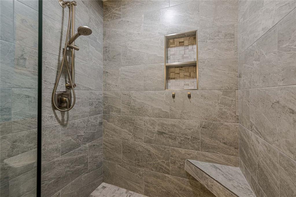 907 Peachtree Forest Terrace