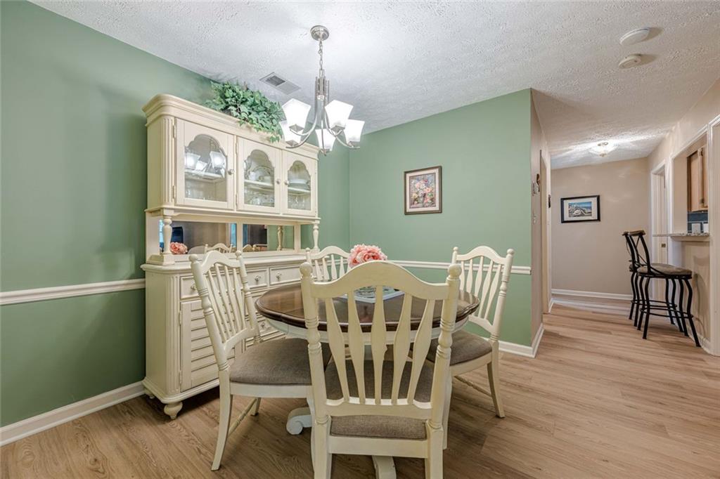 907 Peachtree Forest Terrace