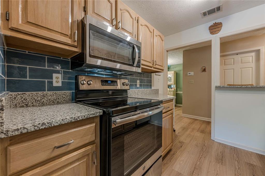 907 Peachtree Forest Terrace