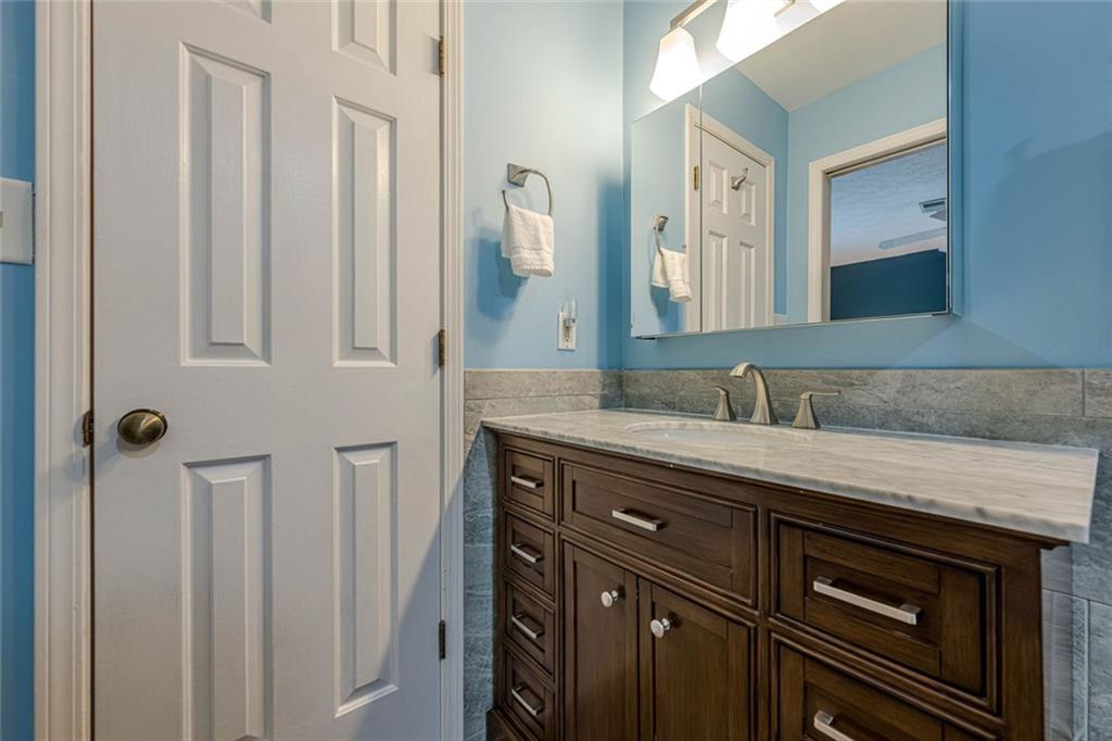 907 Peachtree Forest Terrace